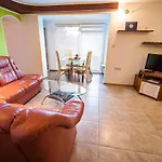 Ole Apartment Tolmin