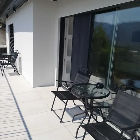 Ole Apartman Tolmin