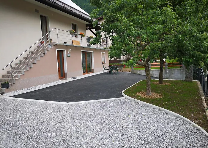 Ole アパート トールミン